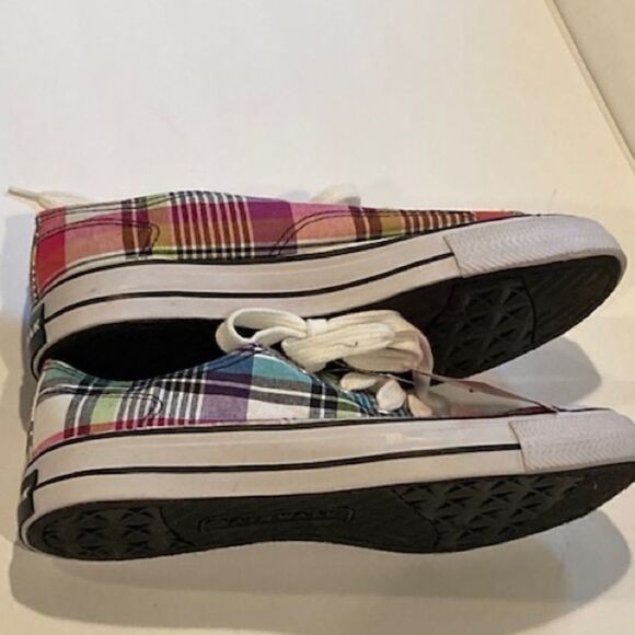 NEW Women’s Lowtop Multicolor Streetwear Shoes by Airwalk, Size 9 - Picture 3 of 10